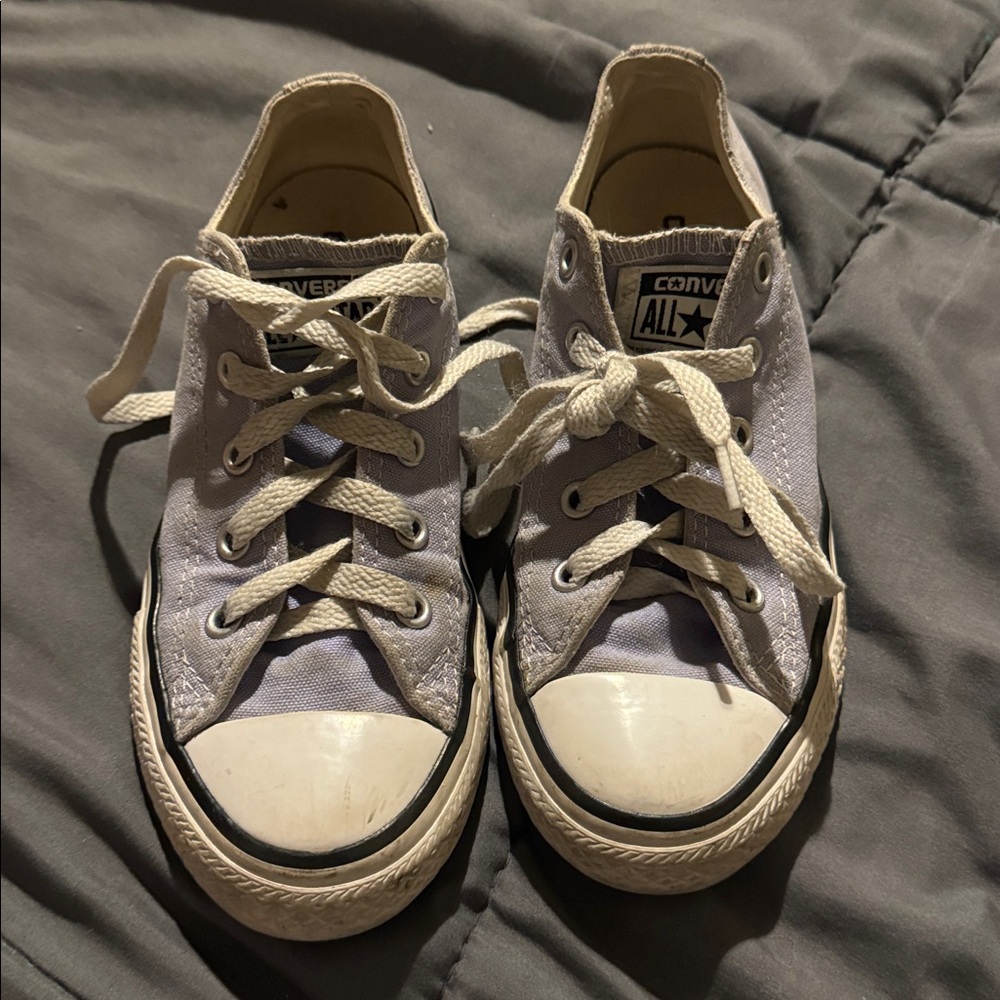 Lavender Converse light purple All-Stars size 1 kids chucks - Picture 1 of 5